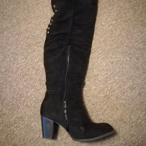 2" heel black boots knee high